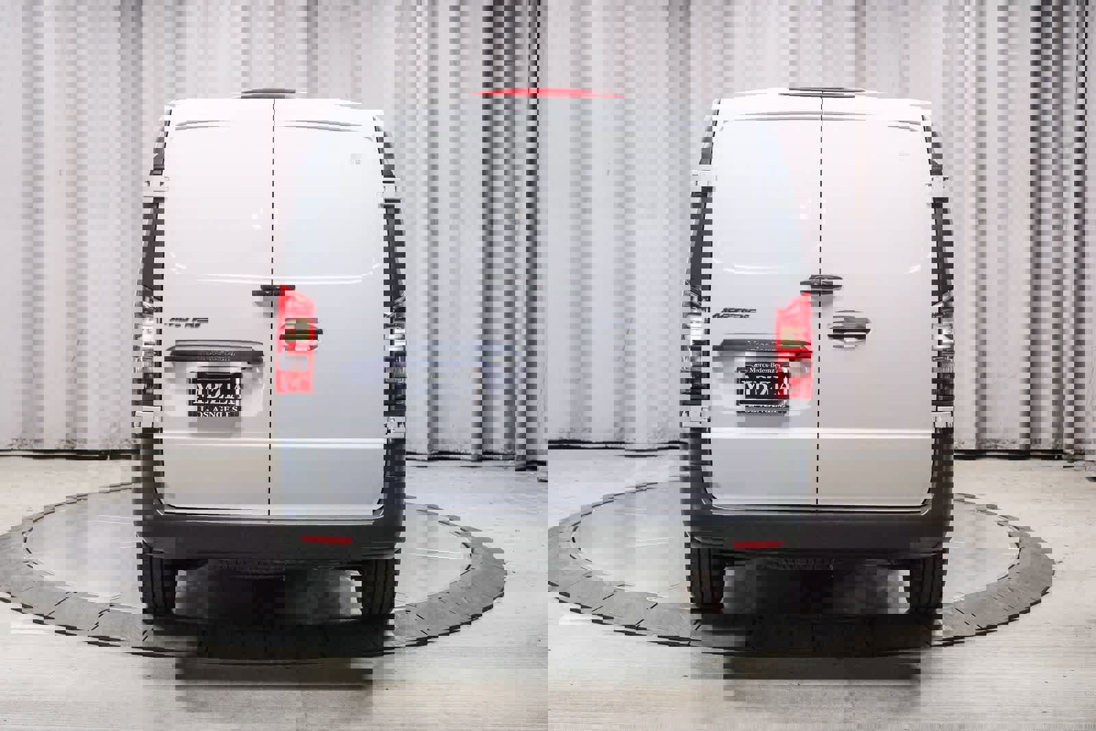 Used 2022 Mercedes-Benz Metris image 3