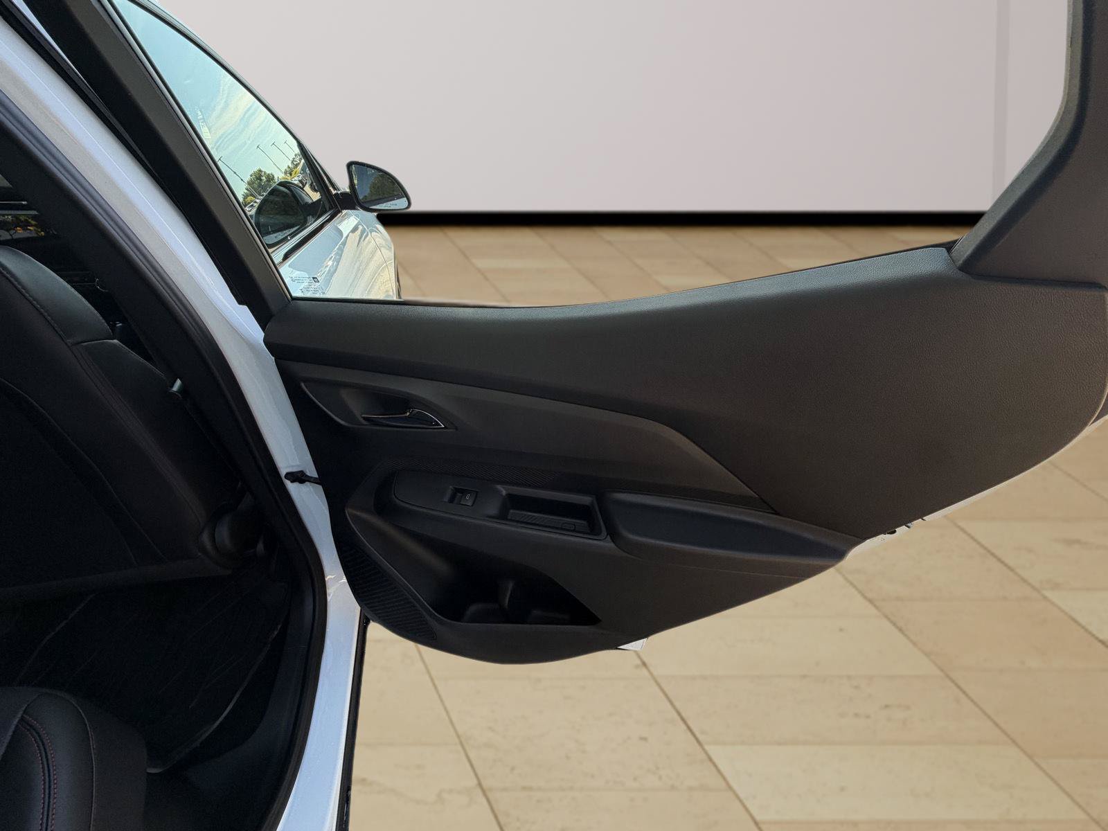 New 2027 Chevrolet Bolt RS w/ Technology Package FWD image 19