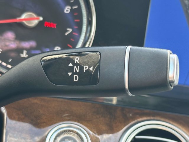 Used 2018 Mercedes-Benz E 300 4MATIC image 21