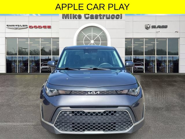 Used 2024 Kia Soul LX w/ Option Group 015 FWD image 2