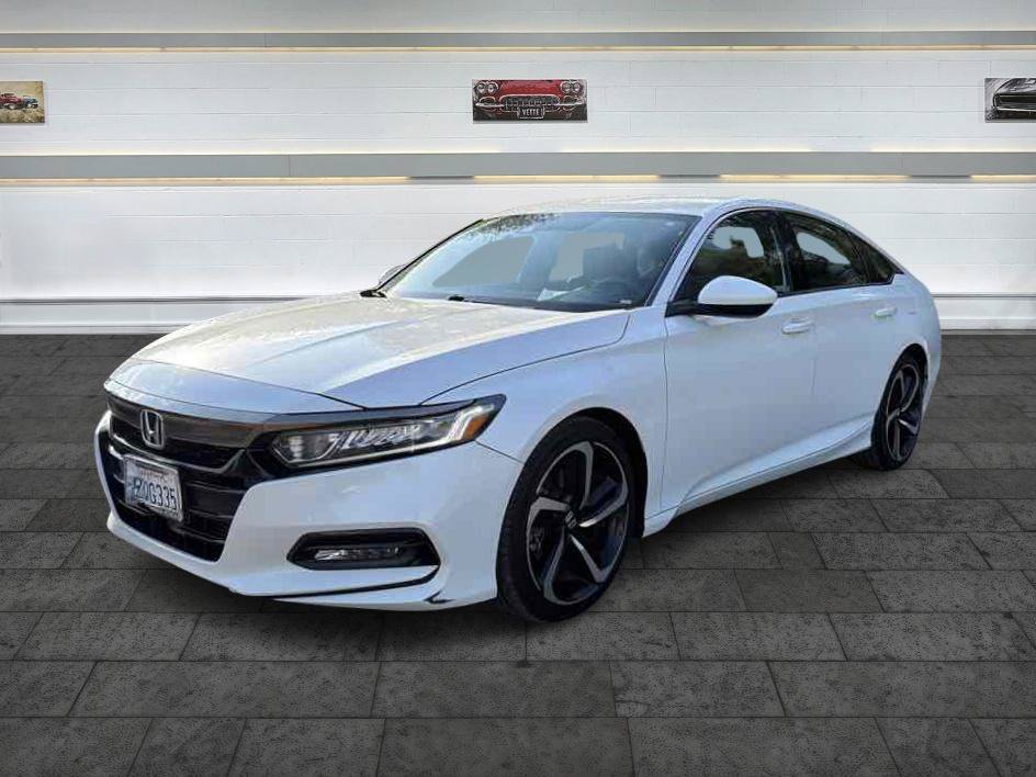 Used 2018 Honda Accord Sport image 3