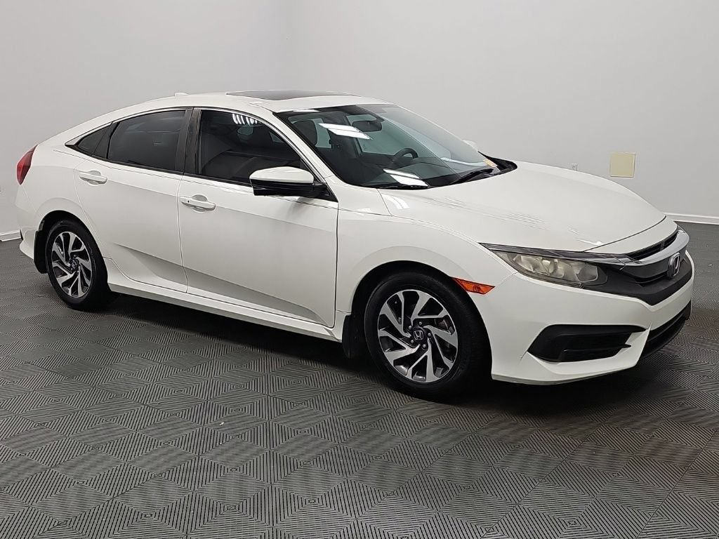 Used 2017 Honda Civic EX image 2