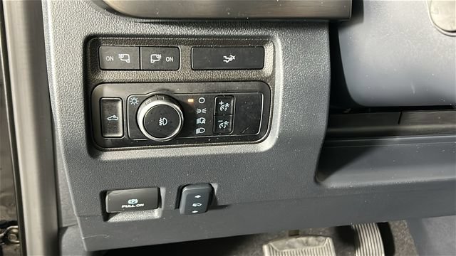 Used 2024 Ford F250 Lariat w/ Sport Appearance Package AWD/4WD image 19
