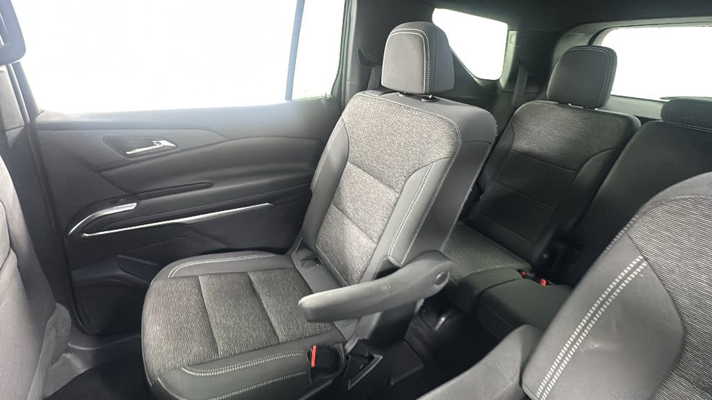 Used 2024 Chevrolet Traverse LT image 14