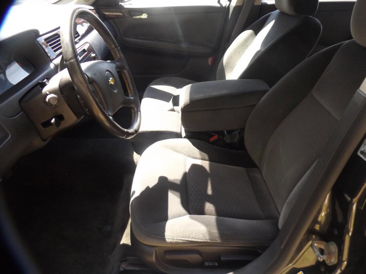 Used 2013 Chevrolet Impala LS FWD image 15