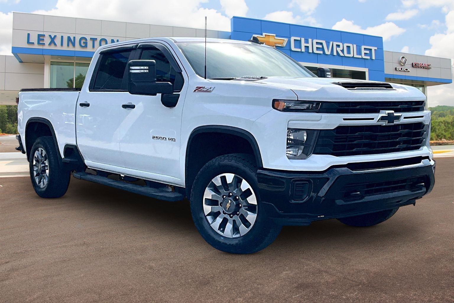 Used 2025 Chevrolet Silverado 2500 Custom w/ Custom Value Package image 1