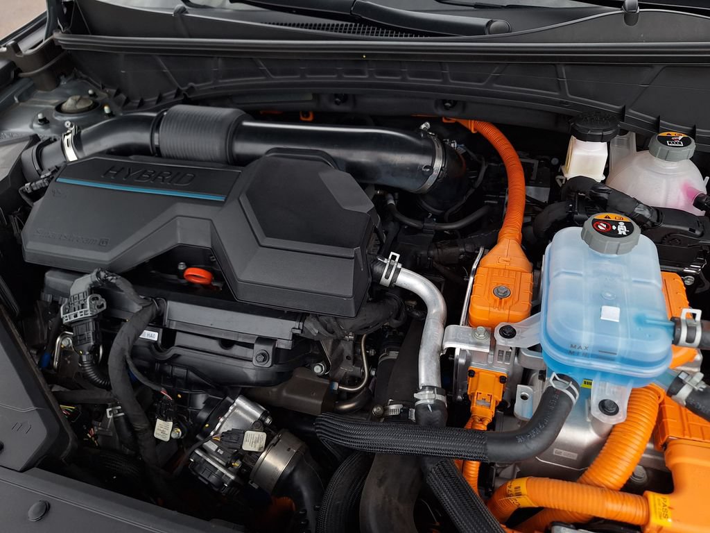 Certified 2024 Hyundai Tucson Limited AWD/4WD image 32