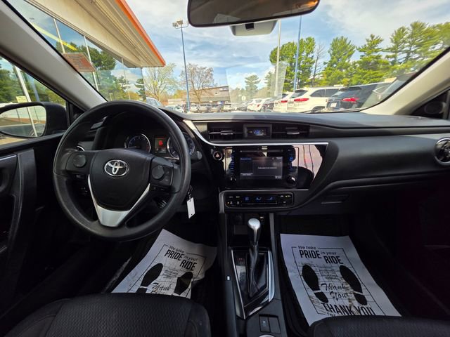 Used 2019 Toyota Corolla LE FWD image 15