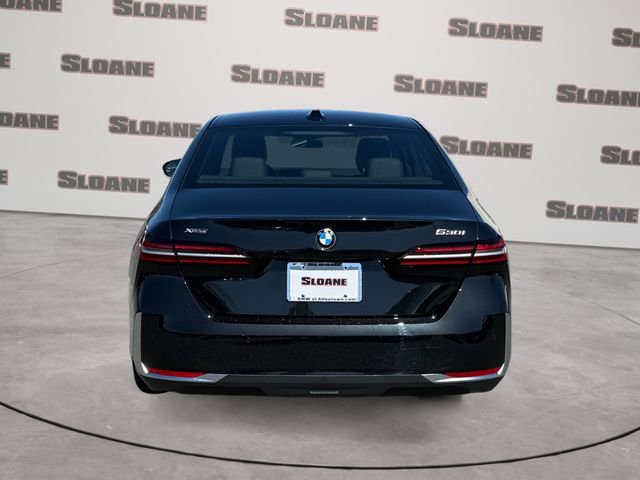 New 2026 BMW 530i xDrive w/ Premium Package image 4