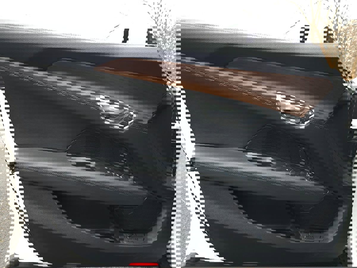 Used 2022 Audi e-tron GT Premium Plus image 26