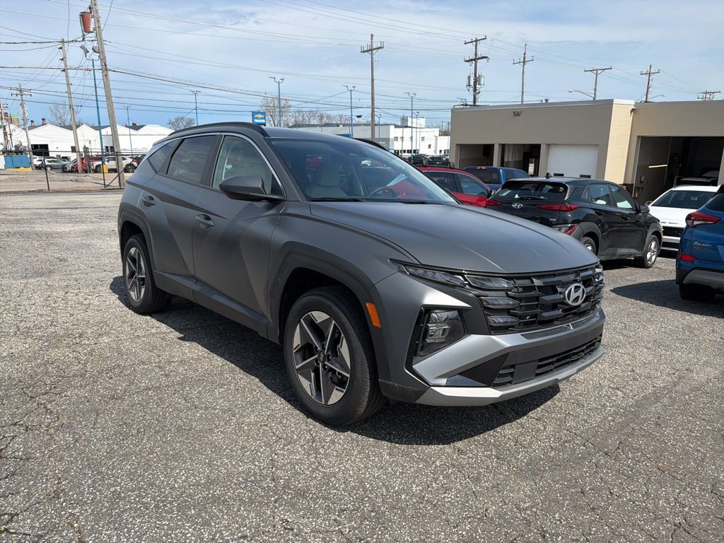 Certified 2025 Hyundai Tucson SEL image 1