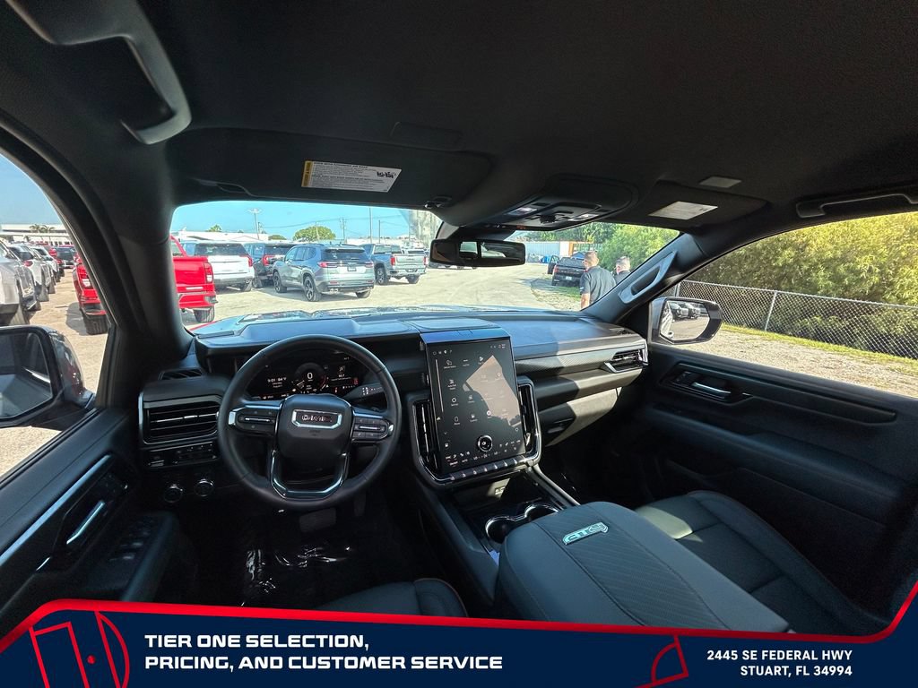 Used 2025 GMC Yukon AT4 AWD/4WD image 27