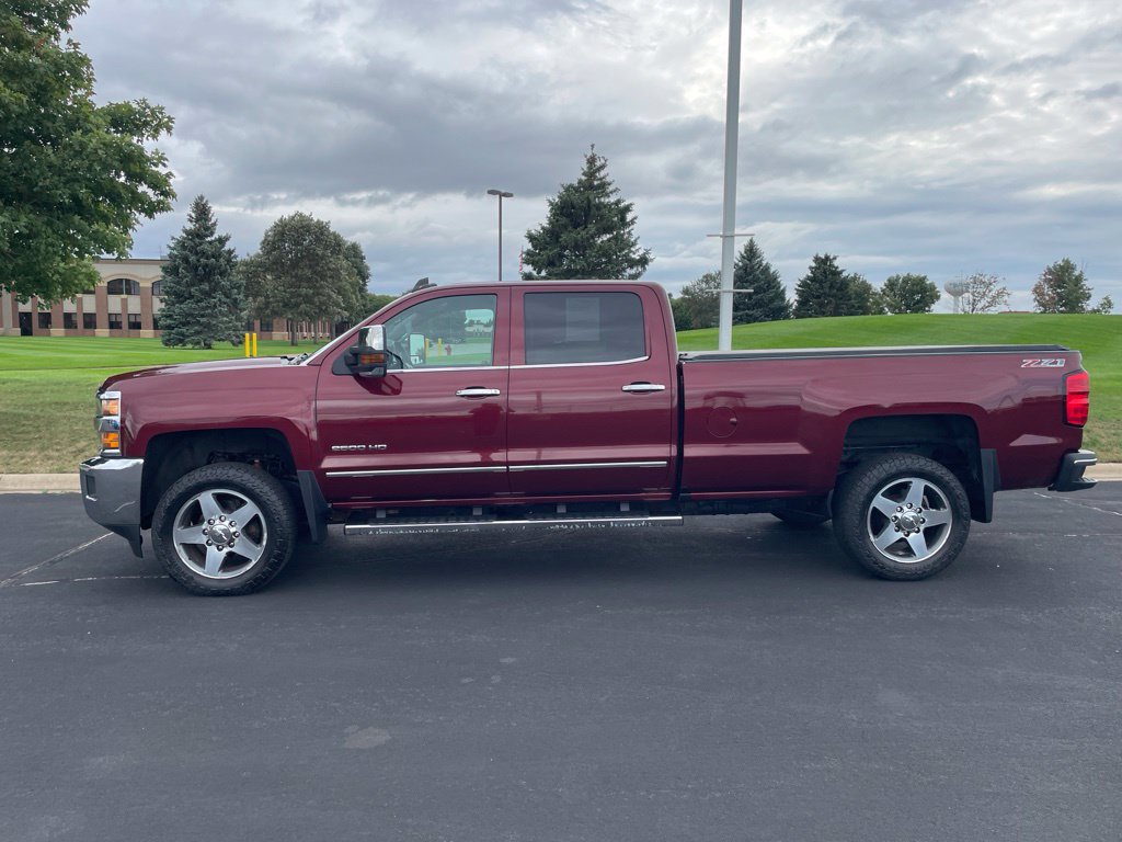 Used 2017 Chevrolet Silverado 2500 LTZ w/ LTZ Plus Package AWD/4WD image 2