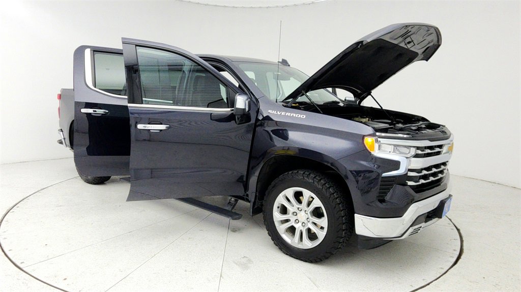 Used 2022 Chevrolet Silverado 1500 LTZ image 13