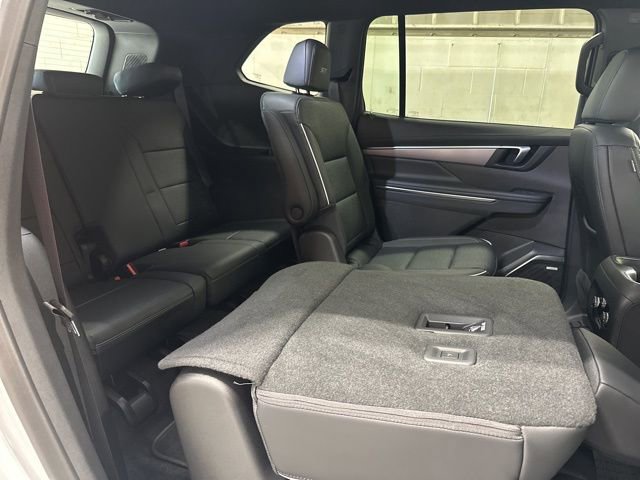Used 2025 Buick Enclave Sport Touring w/ Power Package image 47