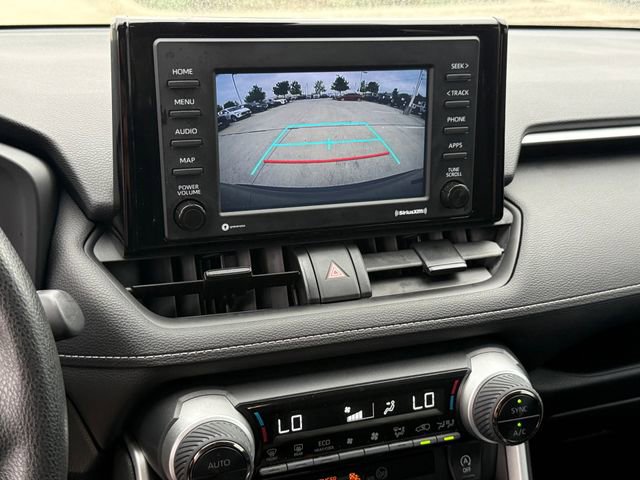 Used 2022 Toyota RAV4 XLE w/ Convenience Package image 21