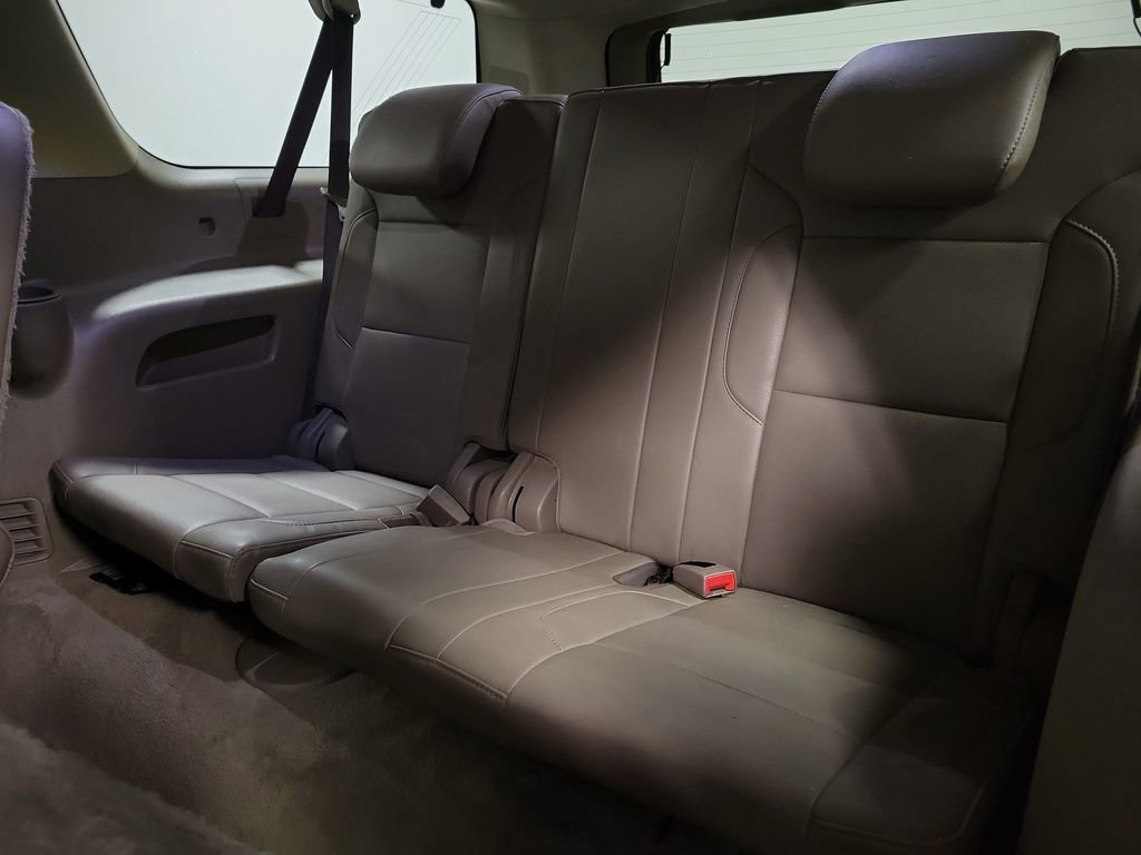 Used 2020 Chevrolet Suburban Premier image 24
