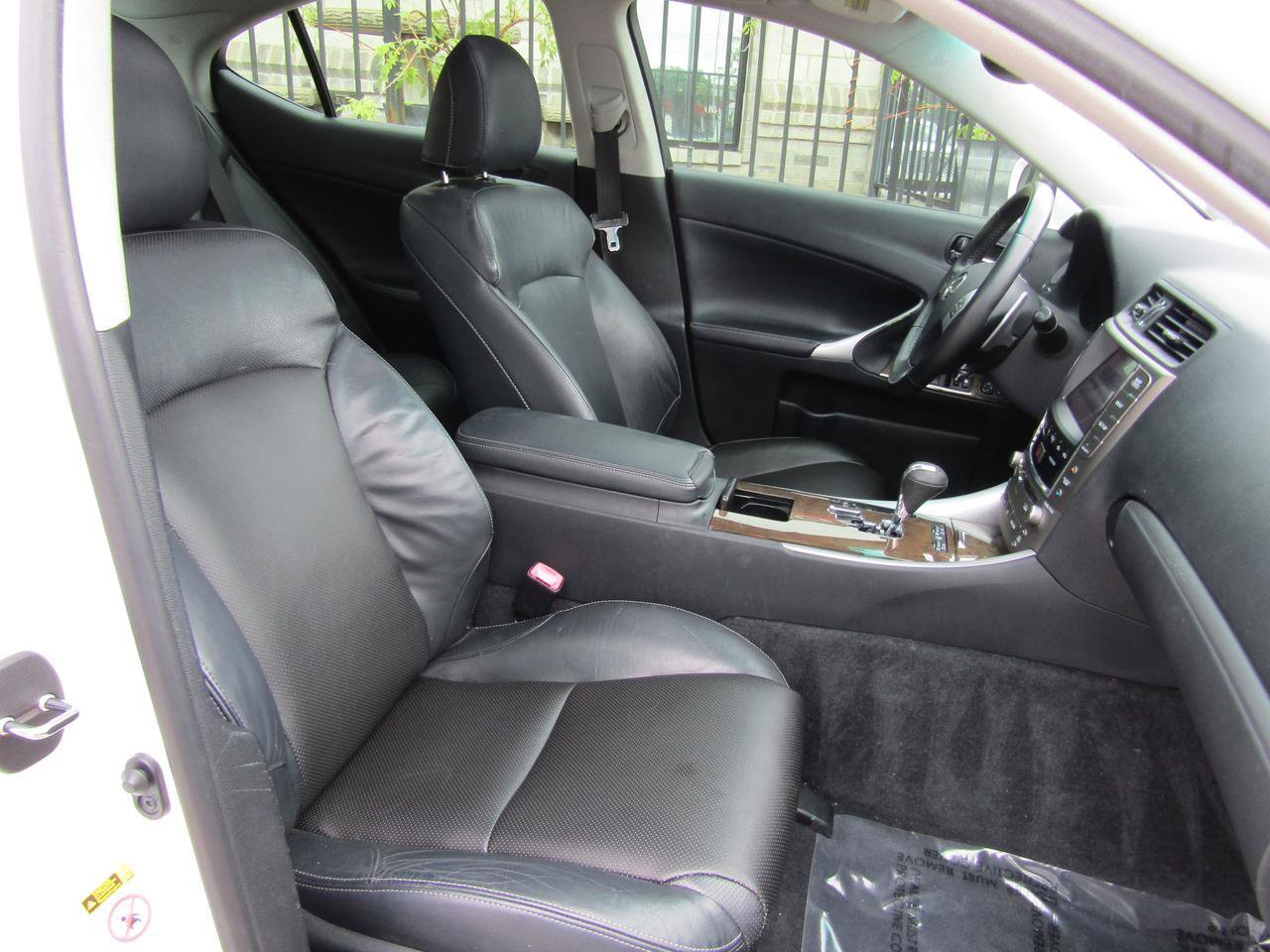 Used 2012 Lexus IS 250 w/ Premium Pkg Value Edition RWD image 12
