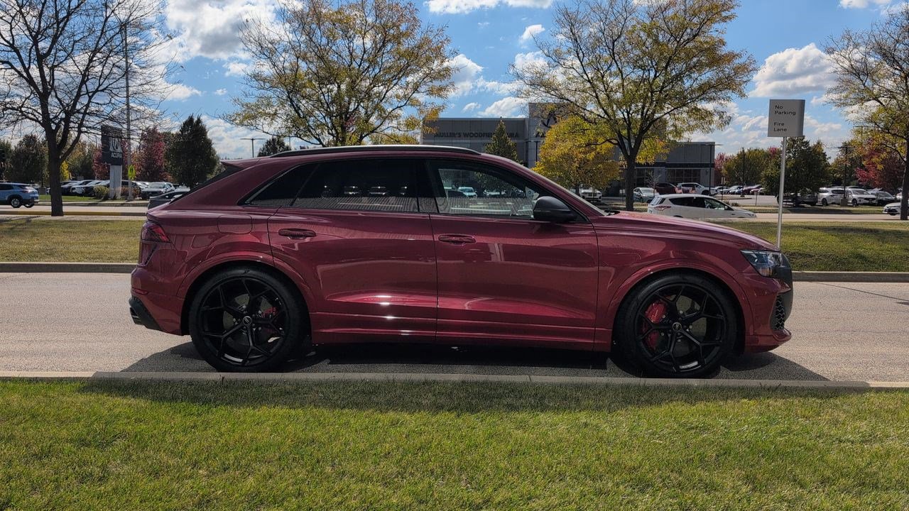 New 2025 Audi RS Q8 performance image 40