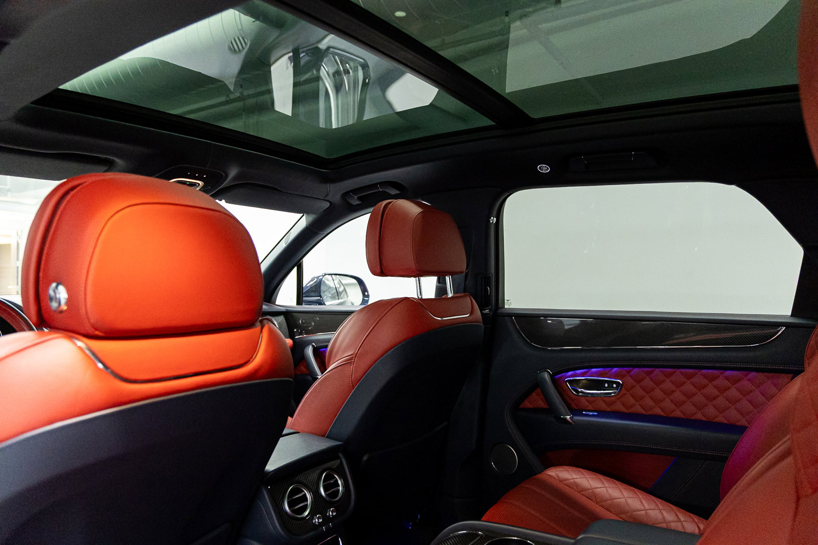 Used 2020 Bentley Bentayga Speed image 44