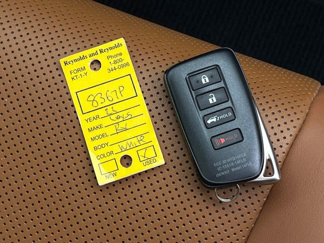Used 2022 Lexus RX 350L Premium w/ Premium Package image 26