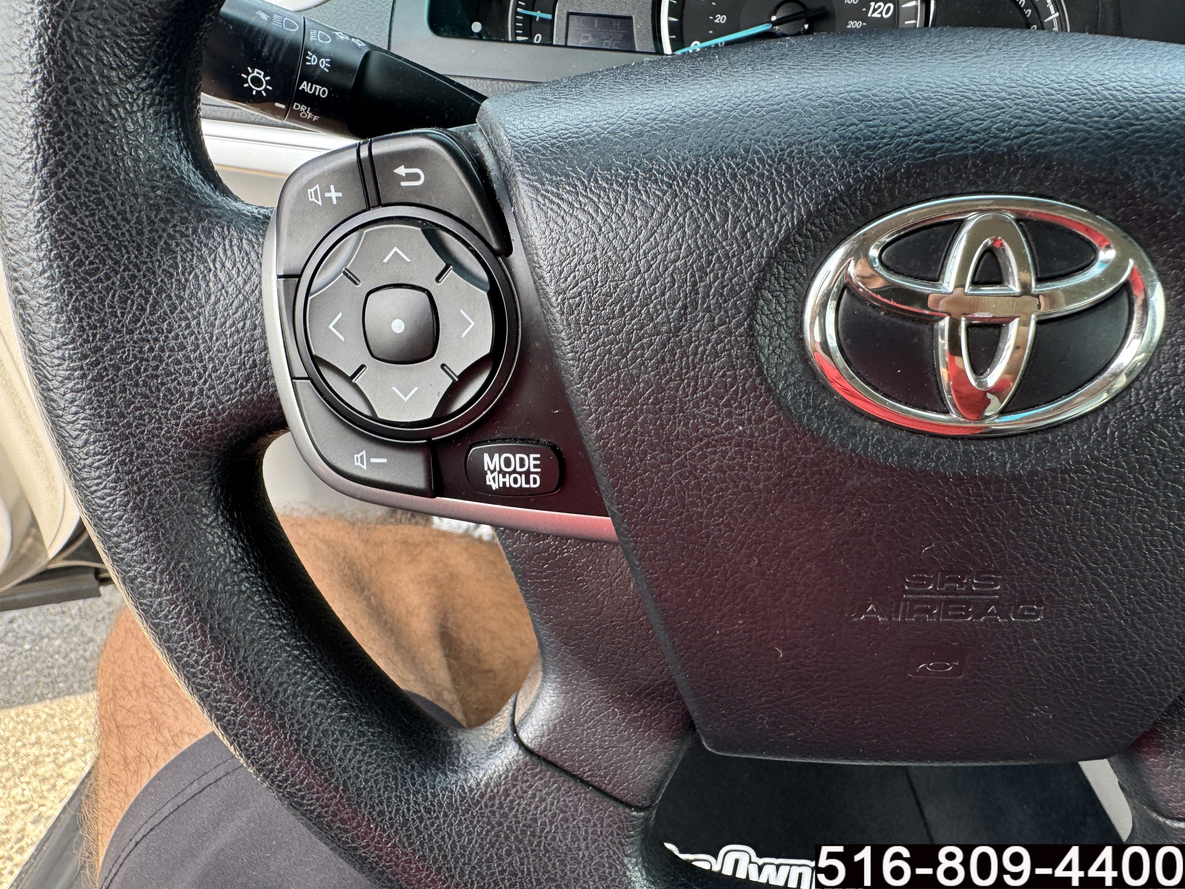Used 2014 Toyota Camry LE FWD image 21