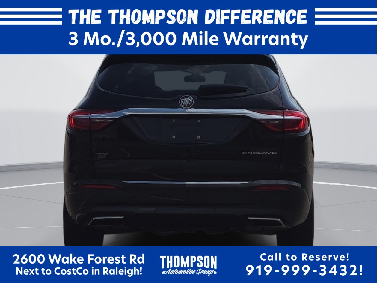 Used 2019 Buick Enclave Essence w/ LPO, Luxury Package FWD image 4