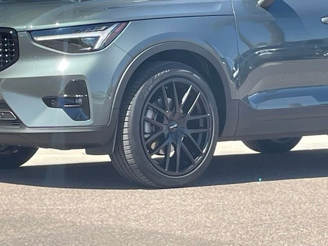 Used 2026 Volvo XC40 B5 Ultra w/ Climate Package image 21