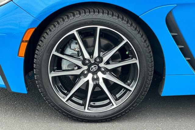 Used 2022 Toyota GR86 RWD image 26