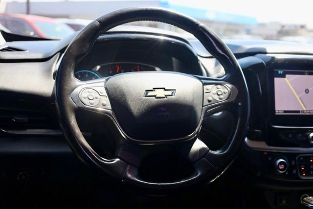 Used 2019 Chevrolet Traverse Premier w/ LPO, Blackout Package FWD image 9