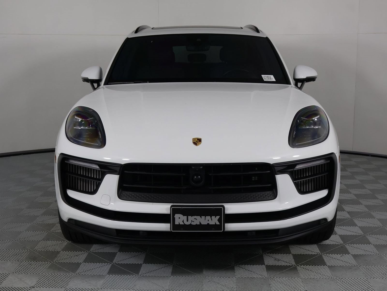 Certified 2023 Porsche Macan S AWD/4WD image 10
