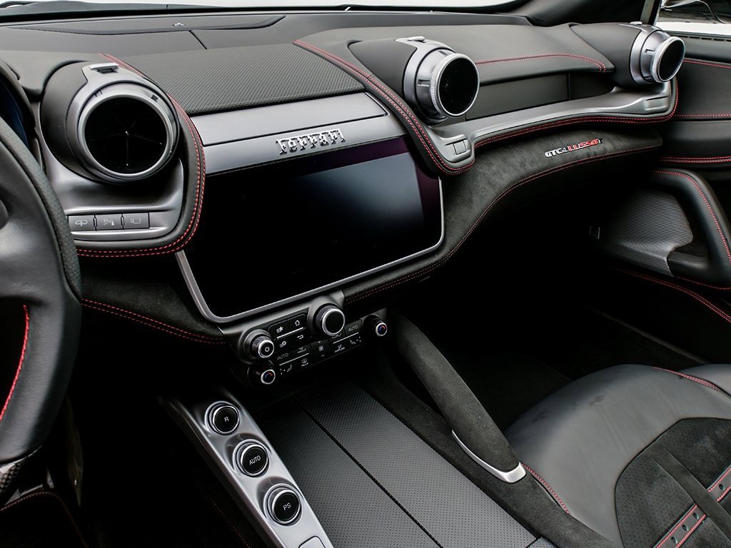 Certified 2020 Ferrari GTC4Lusso T image 11