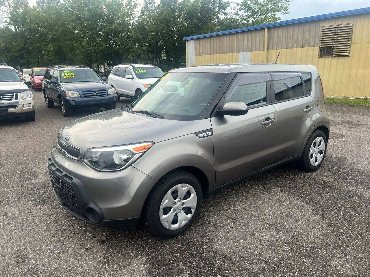 Used 2015 Kia Soul FWD image 3