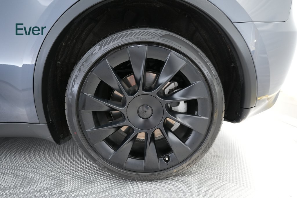 Used 2023 Tesla Model Y Long Range AWD/4WD image 20