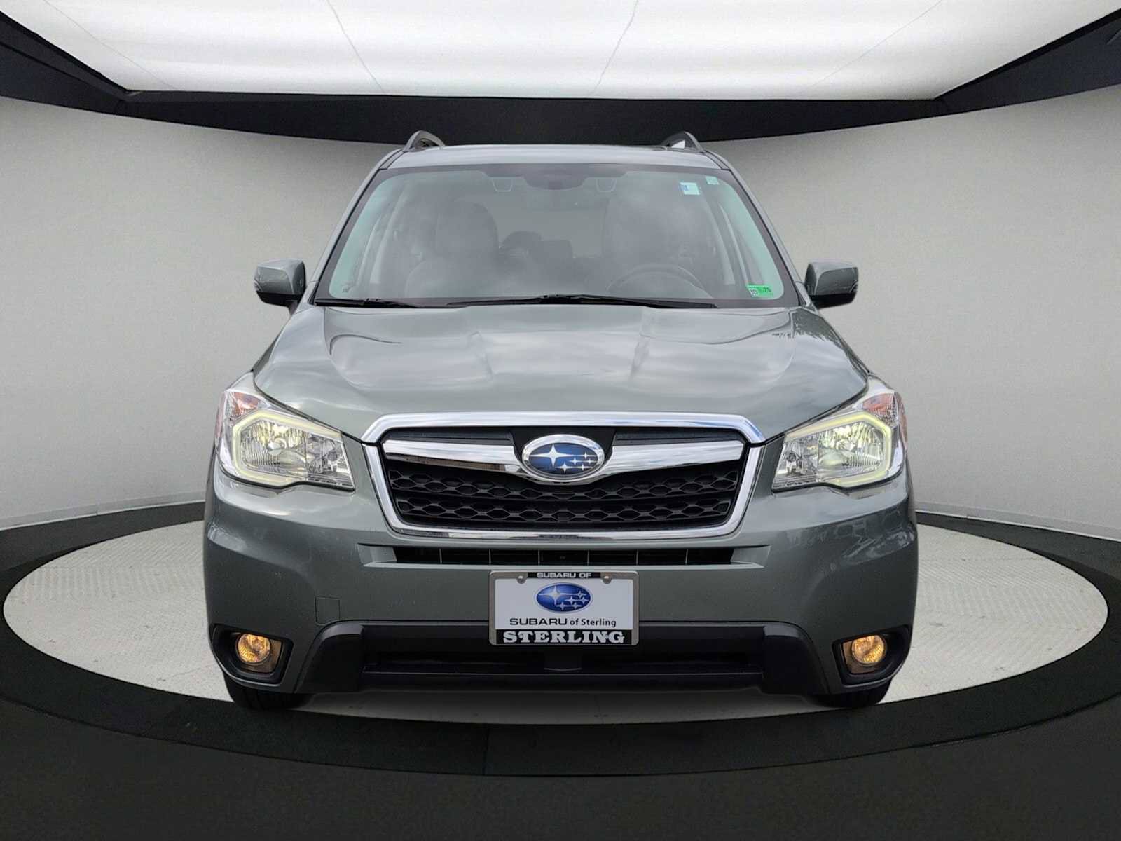 Used 2016 Subaru Forester 2.5i Touring w/ Eyesight & Navigation System AWD/4WD image 3