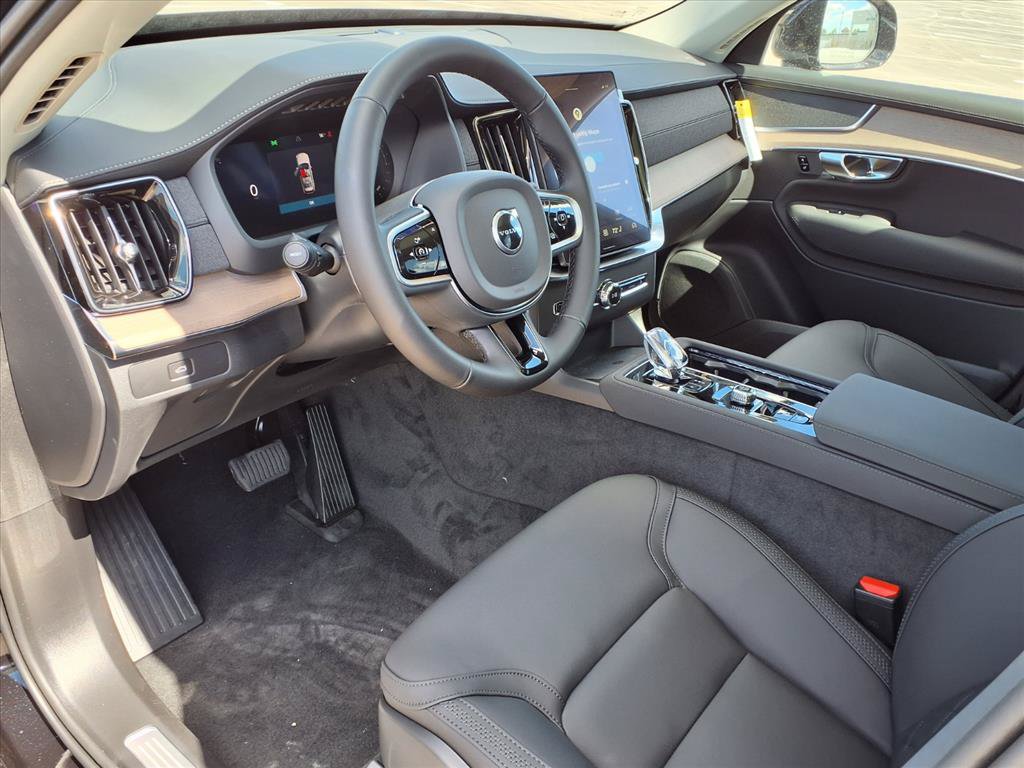 New 2026 Volvo XC90 B5 Core w/ Protection Package Premier AWD/4WD image 12