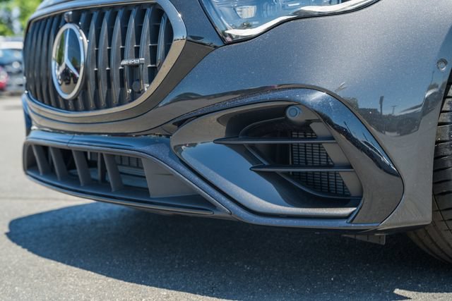 New 2026 Mercedes-Benz E 53 AMG e 4MATIC Sedan image 17