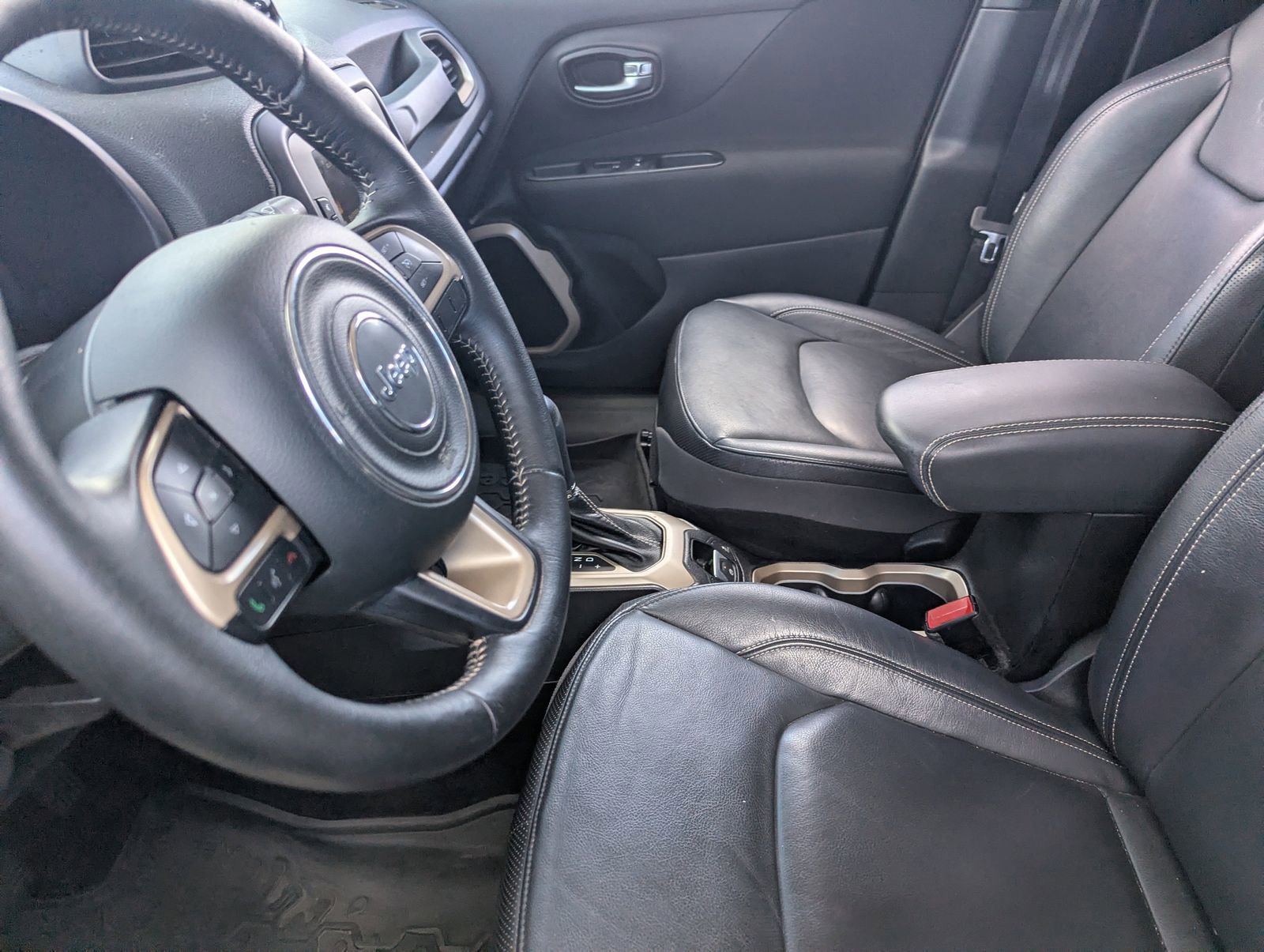 Used 2015 Jeep Renegade Limited FWD image 18