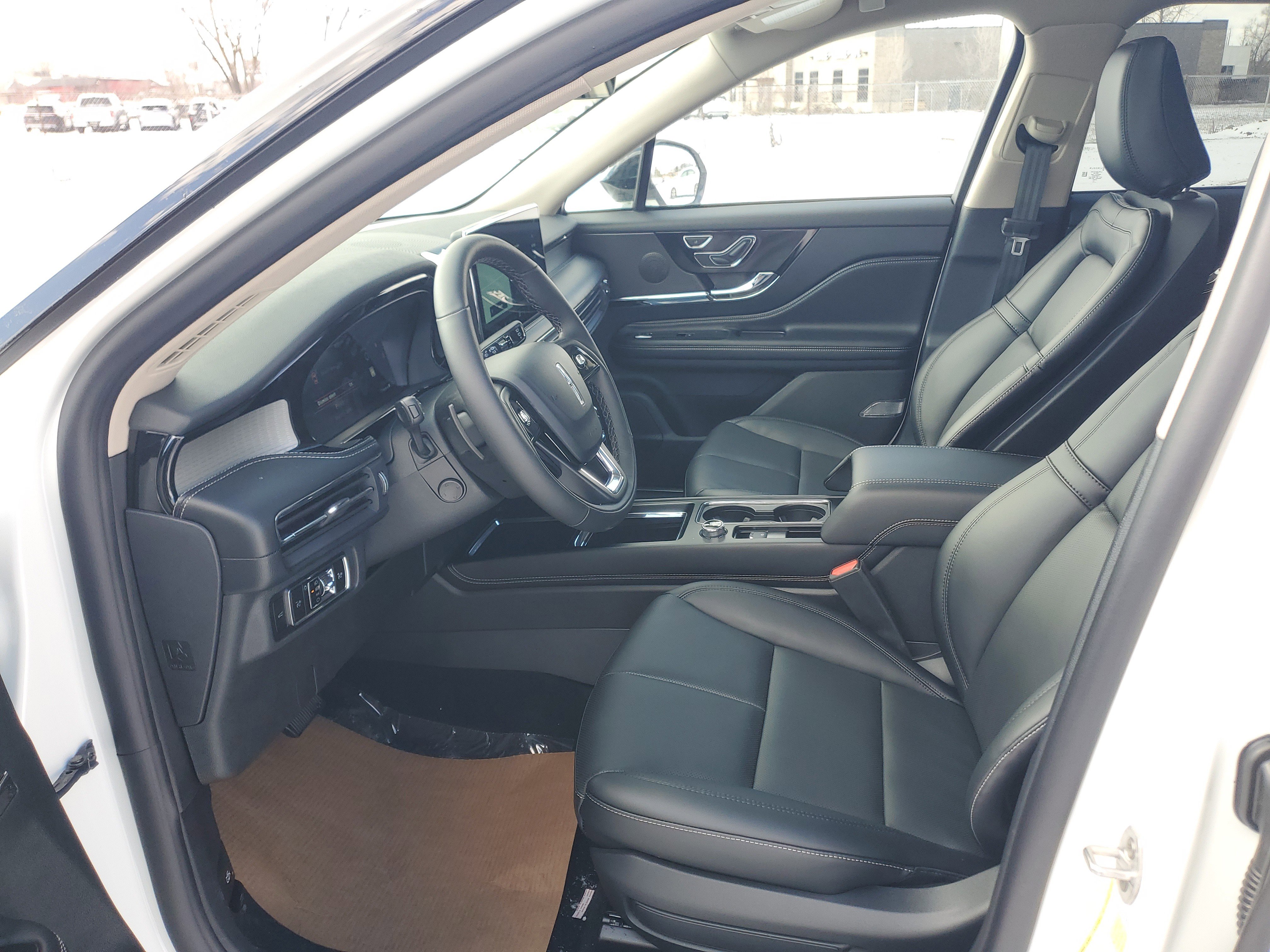 New 2026 Lincoln Corsair Premiere image 12