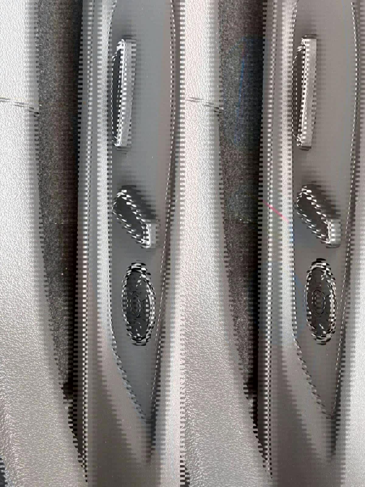 Used 2020 Ford Explorer Platinum w/ Premium Technology Package image 15