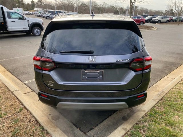 Used 2023 Honda Pilot EX-L image 32