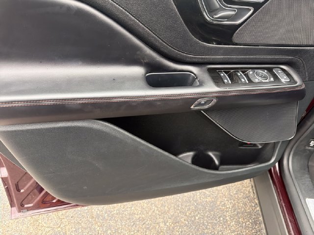 Used 2024 Lincoln Aviator AWD w/ Premium Package image 13
