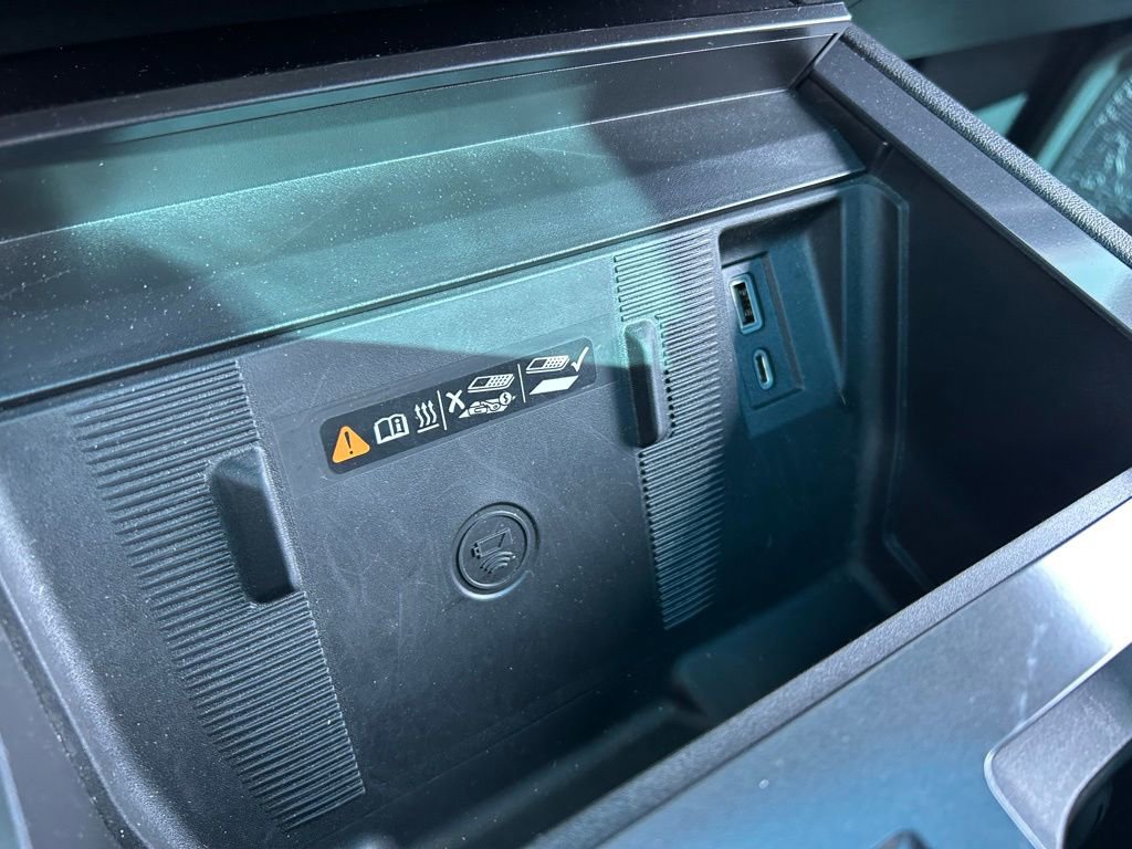Used 2022 GMC Hummer EV Edition 1 w/ LPO, Illumination Package image 43