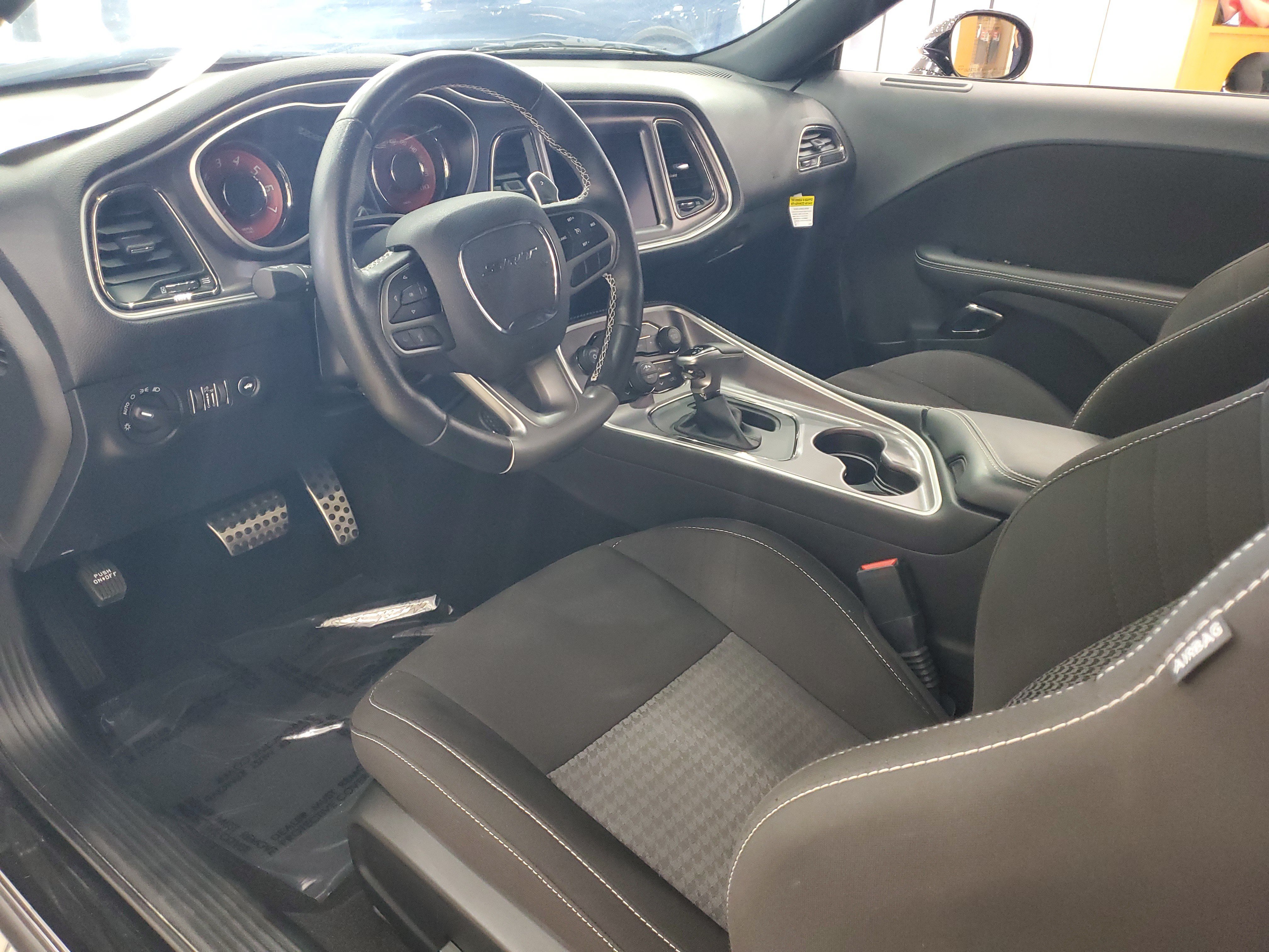 Used 2022 Dodge Challenger SRT Hellcat RWD image 29