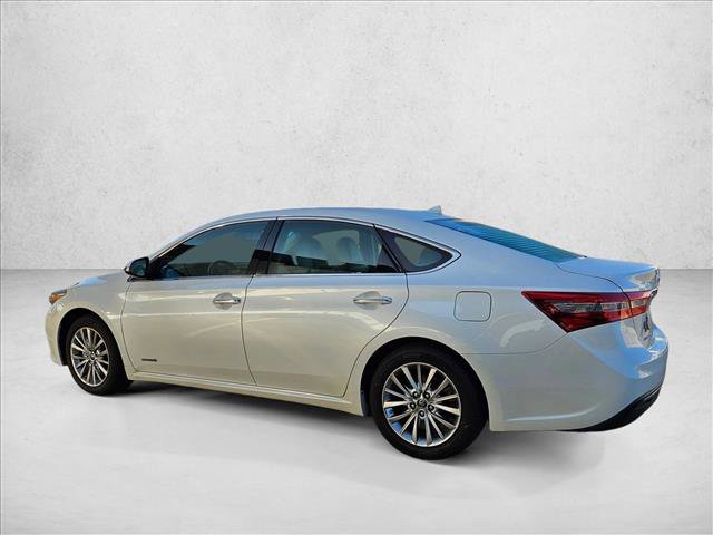 Used 2018 Toyota Avalon Limited image 7