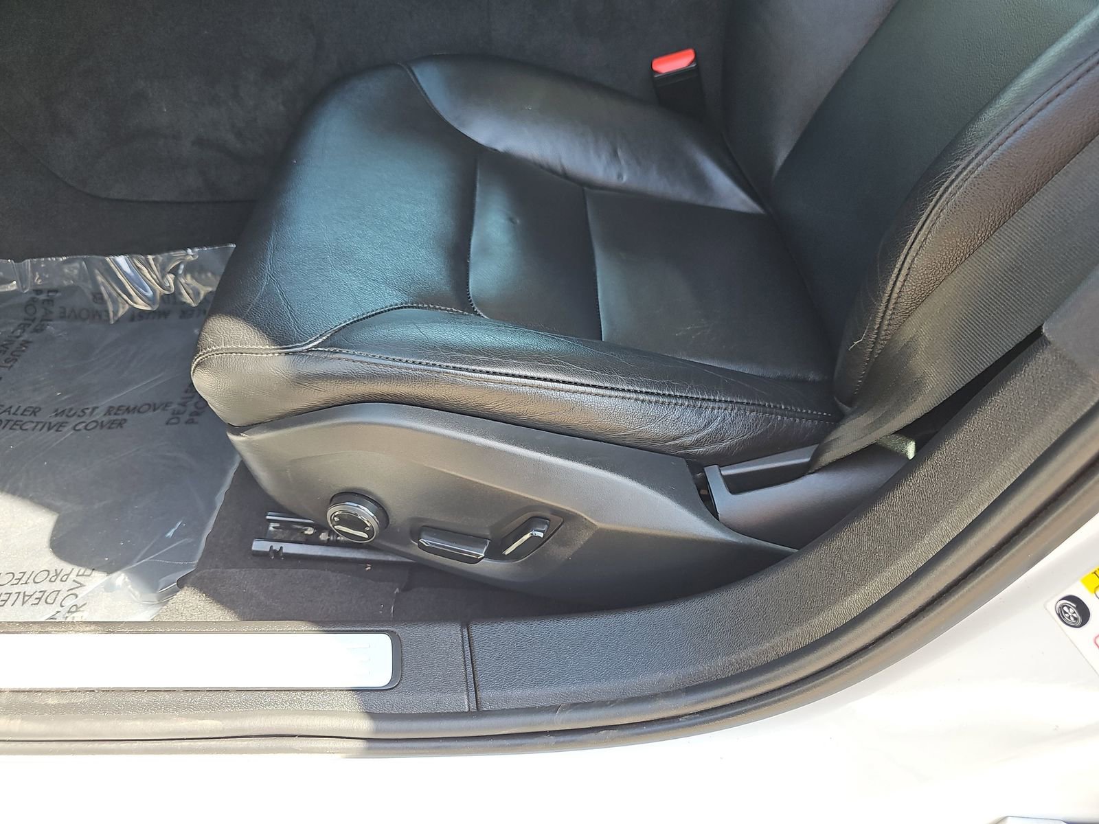 Used 2024 Volvo S60 B5 Core image 27