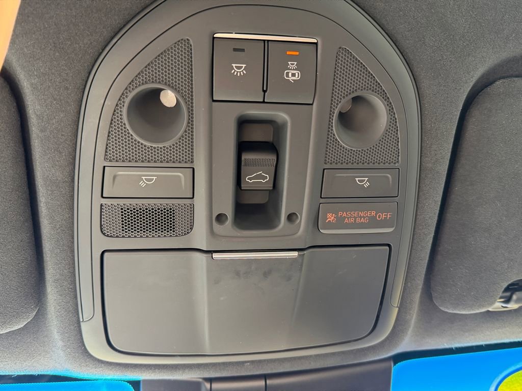 Used 2019 Genesis G70 2.0T Advanced w/ Dynamic Package image 21