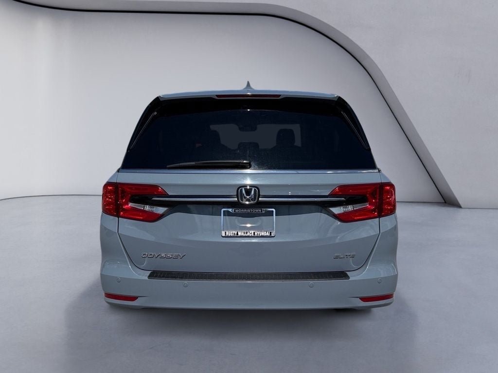 Used 2024 Honda Odyssey Elite image 4