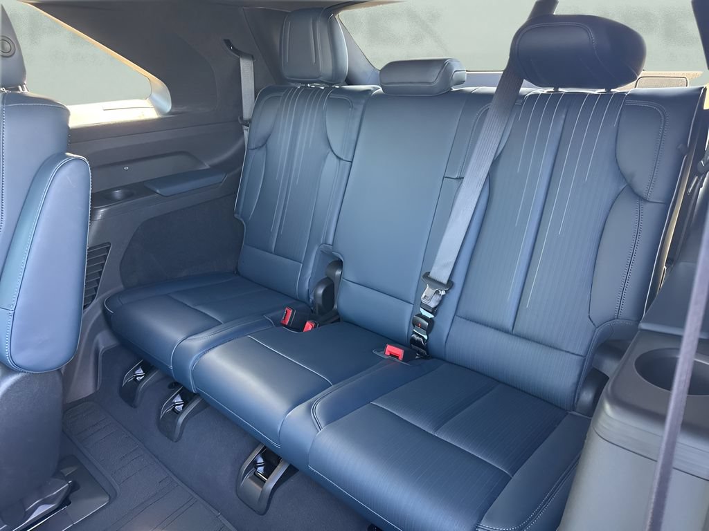 Used 2025 Cadillac Escalade IQ Luxury 2 w/ LPO, Premium Carpet Package AWD/4WD image 13