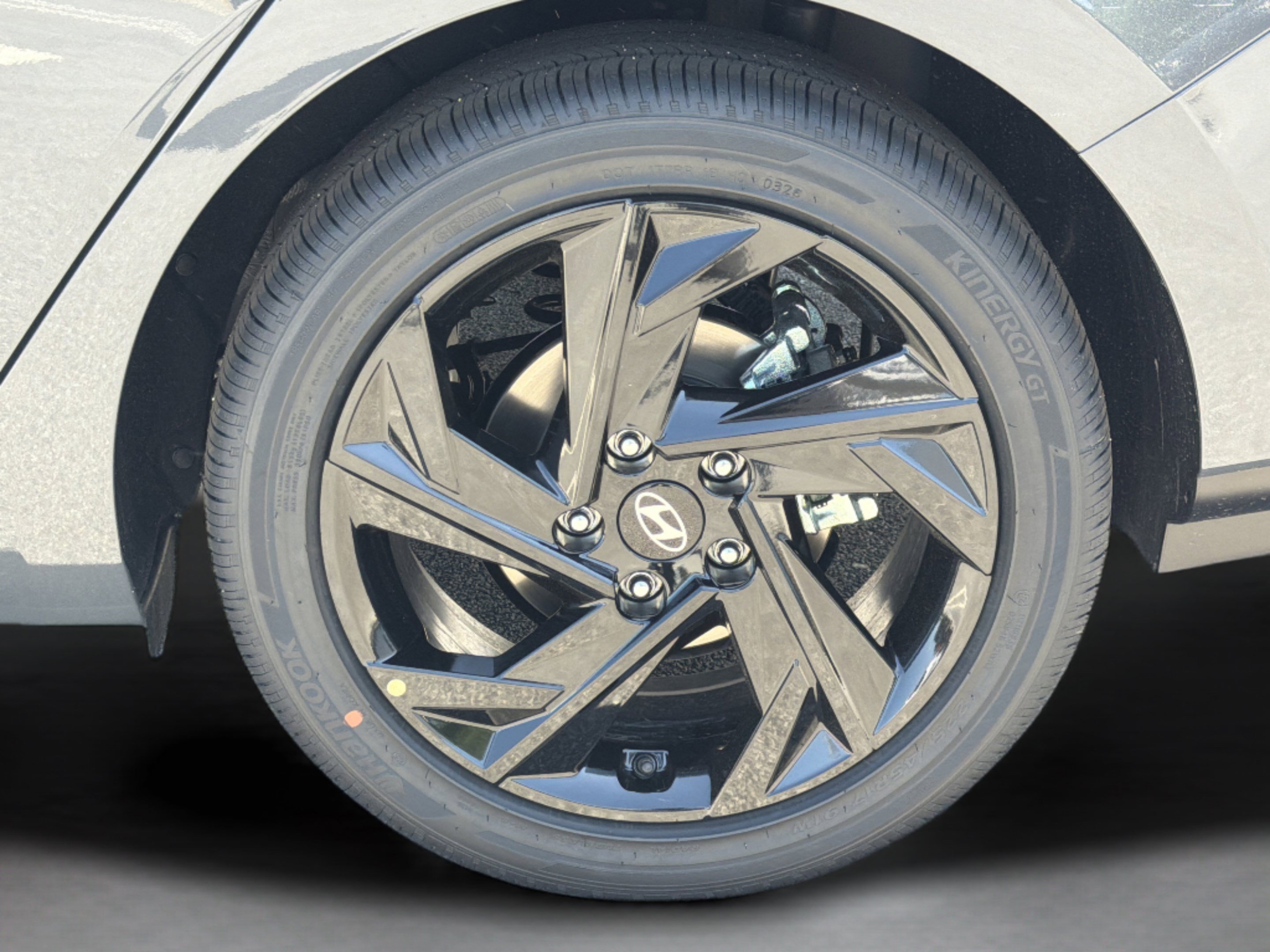 New 2026 Hyundai Elantra SEL Sport FWD image 9